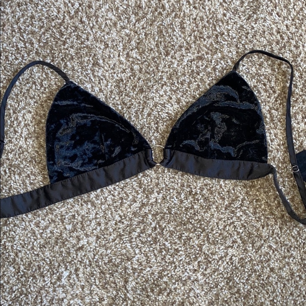Velvet Bra